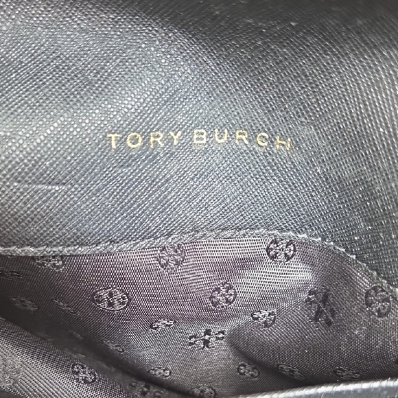 Tory Burch Black and Gold Crossbody Bag with Chain Details Card Slots!!! Chic. - Picture 8 of 14